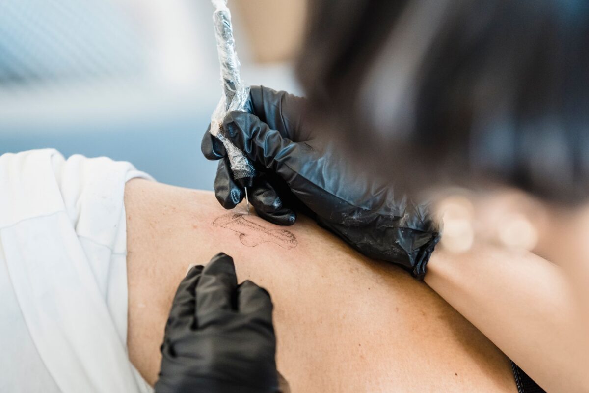 raie manta tatouage style