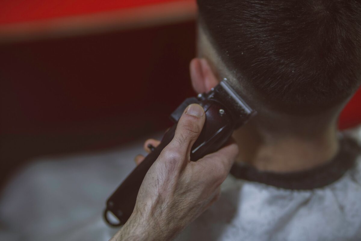 coupe courte cheveux entretien garder