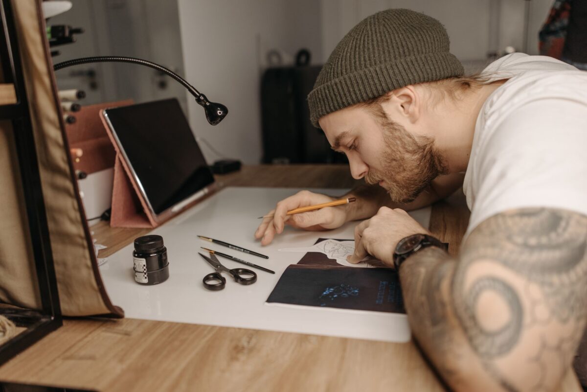 tatouage doigt signification entretenir