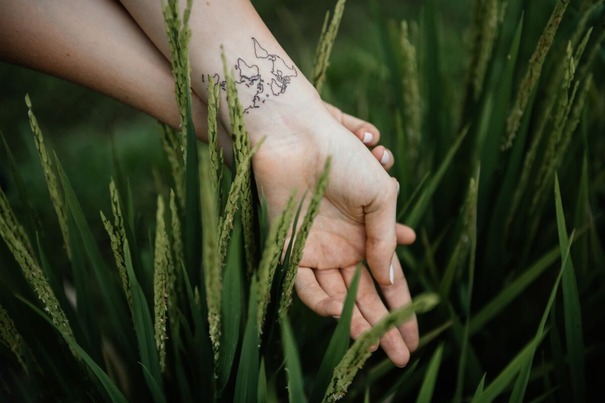 tatouage doigt signification choisir orienter